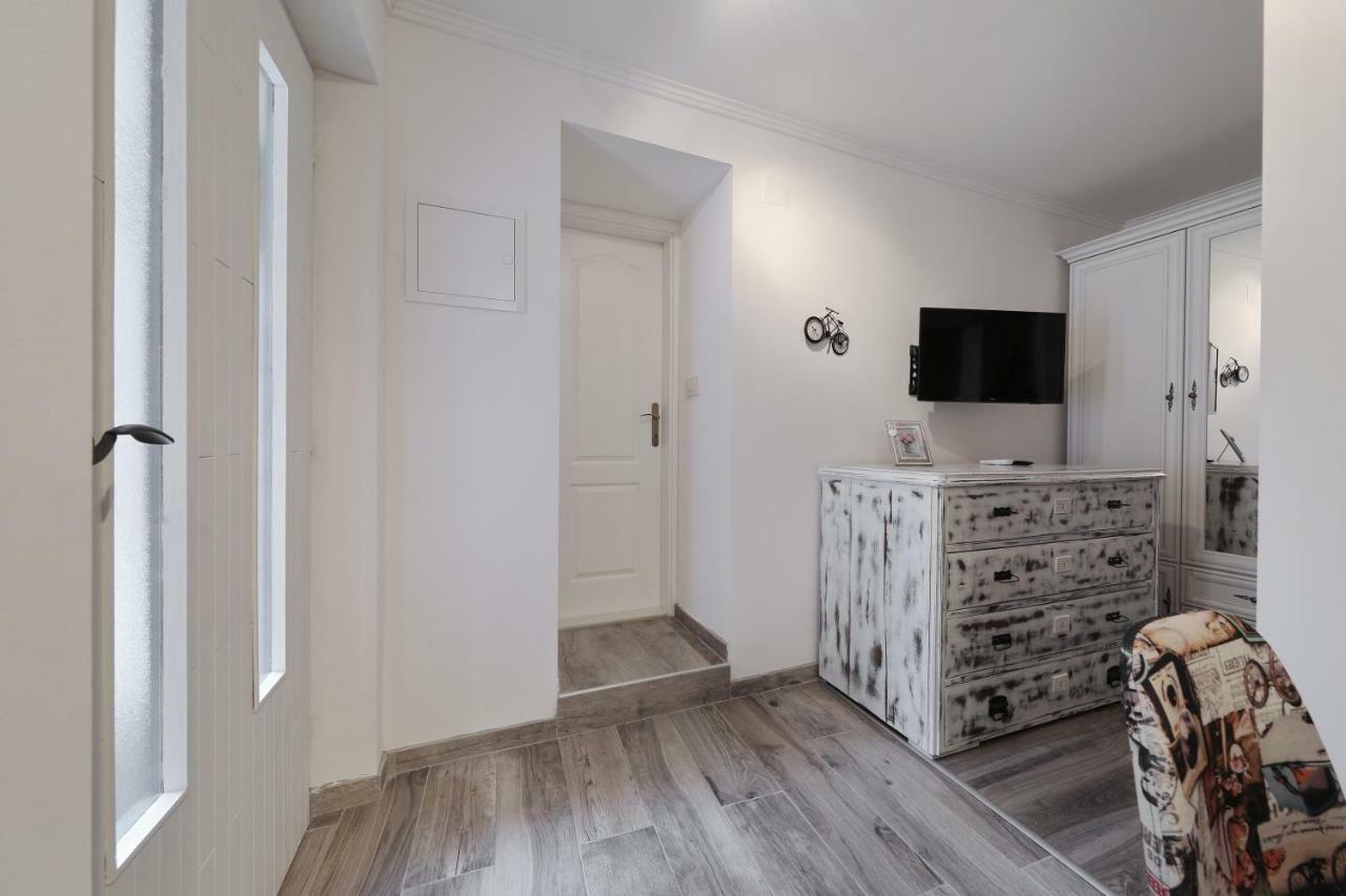 Pave Lägenhet Zadar Exteriör bild